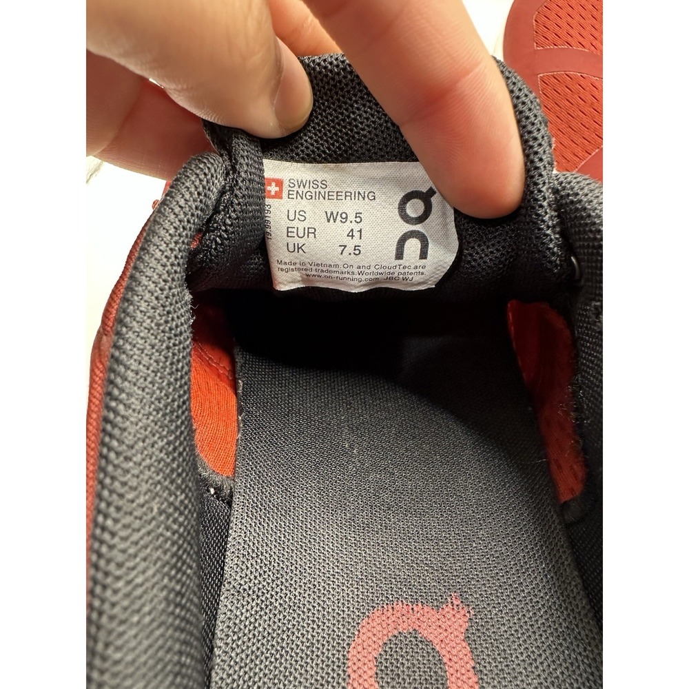 Size 9.5 - On Cloud Red - 19-99193 - Picture 8 of 8